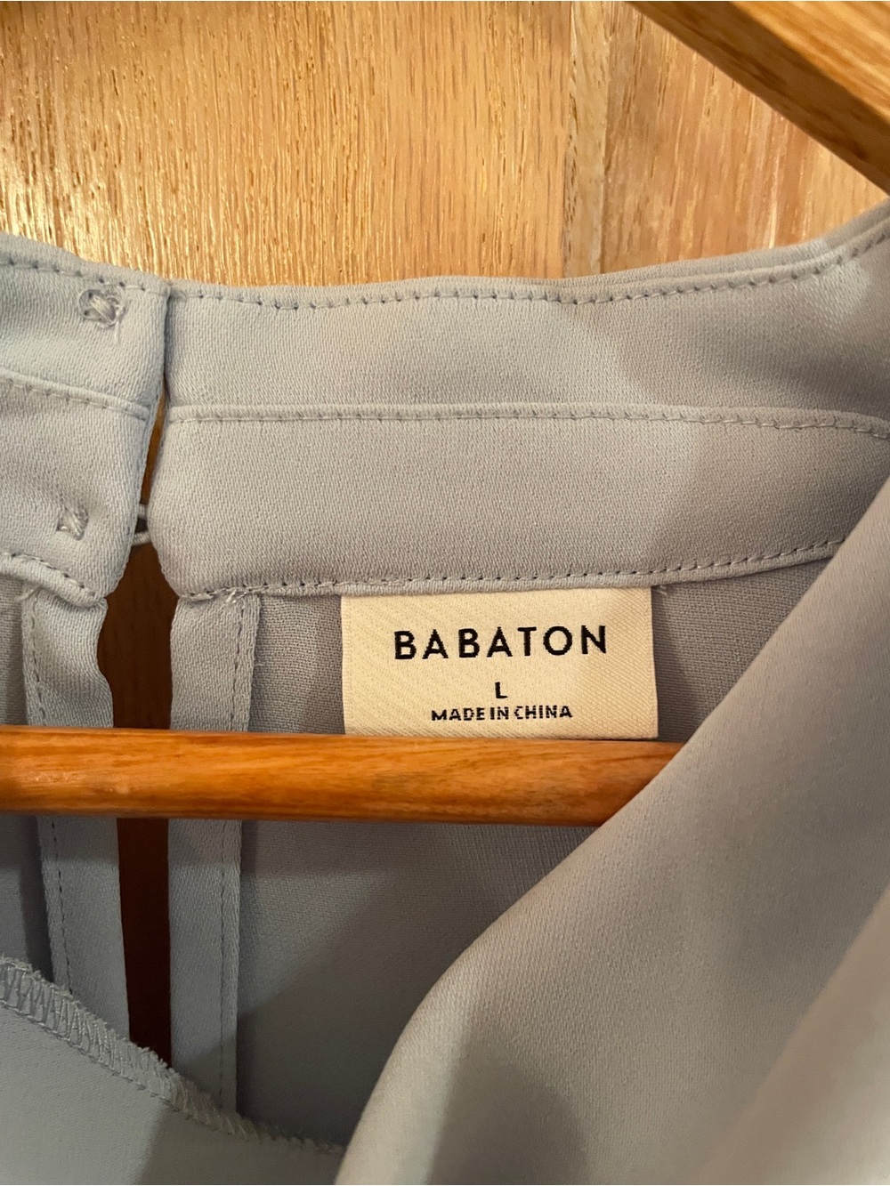 Babaton Aritizia Light Blue Draped Cowl Neck Sleeveless Blouse - Picture 3 of 7